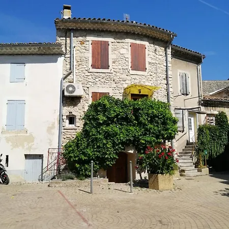 Maison De Village Sur Holiday home *