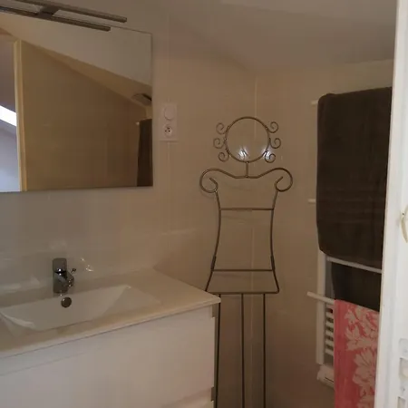 Maison De Village Sur Holiday home Donzere