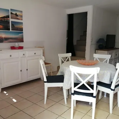 Maison De Village Sur Feriehus Donzère